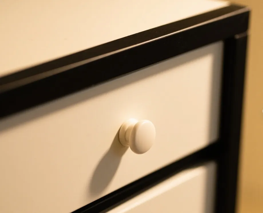 edge banding on drawer panel