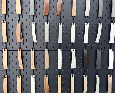 Various edge banding displays